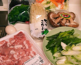 簡単♪鍋用ｶｯﾄ野菜と豚肉きのこ炒めもの作り方1写真
