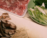 簡単♪鍋用ｶｯﾄ野菜と豚肉きのこ炒めもの作り方2写真