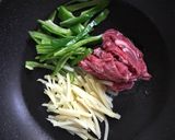 青椒肉絲焼きそば♪作り方2写真