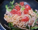 焼きうどんトマト入り作り方4写真