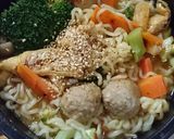 野菜と油揚げの辛ラーメン作り方4写真