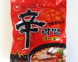 辛ラーメン チーズ＆卵のせ作り方1写真