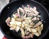 豚肉とごぼうの炒め物 生姜風味作り方4写真