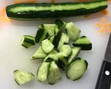トマトときゅうりのWチーズサラダ作り方1写真