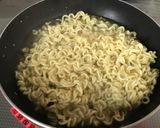 辛ラーメンで辛旨ナポリタン風作り方2写真