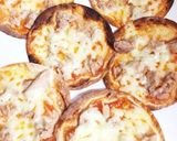 子供大好き！パリパリ☆餃子の皮ピザ風作り方2写真