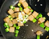 オクラとこんにゃくペペロン炒め★作り方6写真