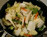 鶏団子と白菜のぽかぽか生姜入りスープ♡作り方1写真