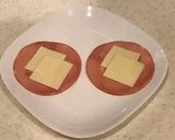 餃子の皮をレンチン、ハムチーズのブリトー作り方3写真