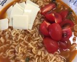 トマト＆チーズ辛ラーメン作り方2写真