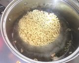 豆乳でまろやか、豚そぼろ辛ラーメン作り方4写真