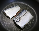 簡単！塩鯖のフライパン焼き☆下処理無し作り方1写真