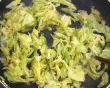 あまく柔らか♪キャベツの麺つゆ出汁炒め作り方10写真