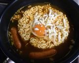 チーズ＆たまごdeまろやか 辛ラーメン作り方1写真