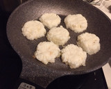 蓮根だけ＊もっちもち甘辛蓮根もち作り方2写真