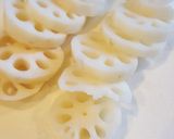 シャキシャキ食感☆レンコンの豚巻き作り方1写真
