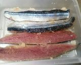 安い解凍サンマでOK!焼きサンマの棒寿司作り方2写真