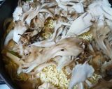 辛ラーメンでイタリアンな鍋を♪作り方4写真