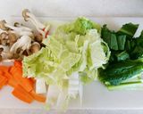 ミルク辛ラーメンの味噌マヨ野菜on玉作り方2写真