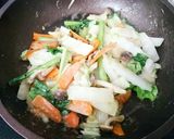 ミルク辛ラーメンの味噌マヨ野菜on玉作り方5写真