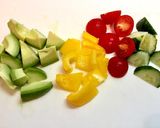 お箸が止まらない☆彩り野菜の簡単サラダ作り方1写真