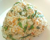イライラ解消♪しらすと大葉の胡麻おにぎり作り方4写真