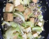 豚こまキャベツ厚揚げのオイスター炒め☆作り方3写真