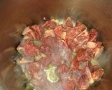 トマト缶でお手軽【牛肩ロースのトマト煮】作り方1写真