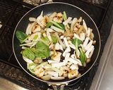 鶏むね肉とキノコのバター醤油炒め作り方6写真