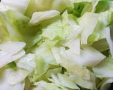 常備菜!シャキシャキ茹でキャベツの梅和え作り方3写真