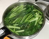 子供もおかわりする小松菜のピーナッツ和え作り方1写真