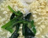 辛旨♡餃子チーズラーメン作り方2写真
