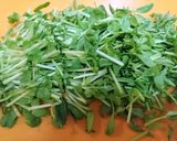 お手軽★朝食にも【豆苗のマヨ玉ココット】作り方2写真