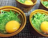 お手軽★朝食にも【豆苗のマヨ玉ココット】作り方6写真