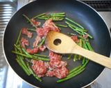 牛肉とニンニクの芽のオイスター炒め作り方6写真