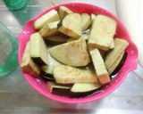 ナスとトマトとチーズのバジルソース和え作り方2写真