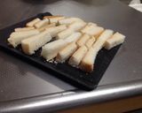 簡単サクサク！パンの耳でつくるオヤツ☆作り方1写真