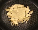 細切りジャガイモの、カリとろチーズ焼き！作り方3写真