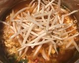 もやしたっぷりクルミ肉味噌辛ラーメン作り方3写真