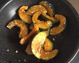 簡単！かぼちゃの甘辛焼き☾作り方3写真