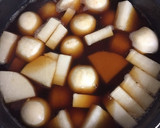 簡単☆里芋と大根とイカの煮物作り方3写真