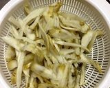 牛肉とごぼうの甘辛炒め作り方1写真