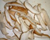 ★鶏団子入り中華風はるさめスープ★作り方4写真