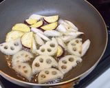 豚コマと根菜の黒酢炒め♪作り方3写真