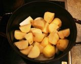 STAUBで無水肉じゃが作り方2写真