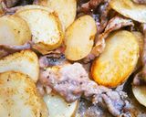 じゃがいもと豚肉のガーリックマヨ炒め☆作り方4写真