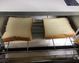 朝食に♡ベーコンエッグトースト作り方1写真