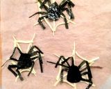 クモの巣チーズ煎餅と海苔グモ★ハロウィン作り方5写真