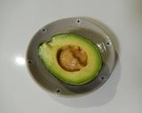 アボカドのごま味噌マヨチーズ焼き作り方2写真