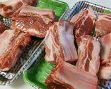 スペアリブにＢＢＱソースっぽいの。作り方1写真